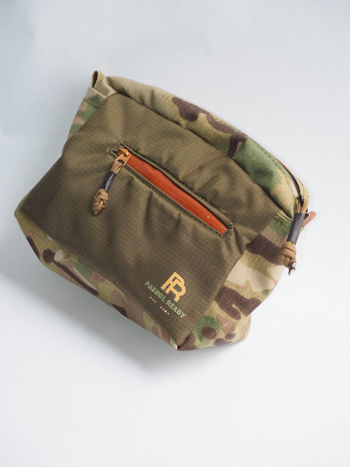 Waterproof assault pouch small with waterproof zipper and molle